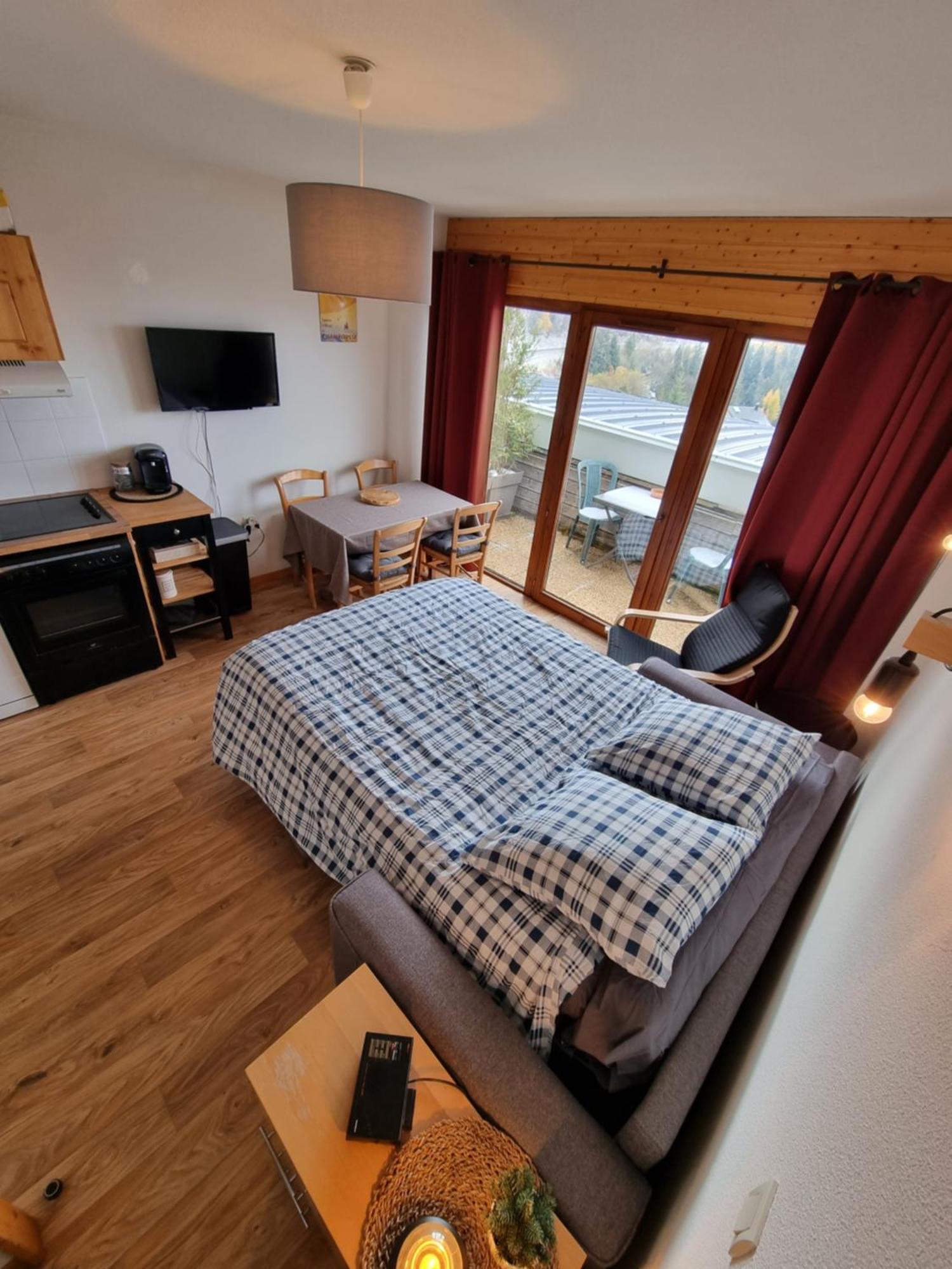 Appartement 4 Personnes 32M2 Au Pied Des Pistes- Wifi- Balcon Sud- Chamrousse 1650 Екстер'єр фото